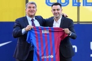 华体会官方网站-拉波尔塔：在我任期内，哈维会一直是巴萨主帅