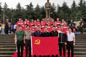 国羽众将士瞻仰伟大领袖风范 筑牢奥运备战精神