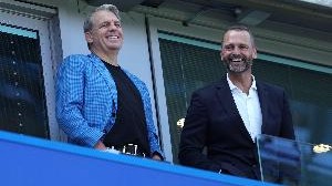 足坛转会给伯利玩穿了！切尔西买人不为自用，1-2年转手挣1000万+